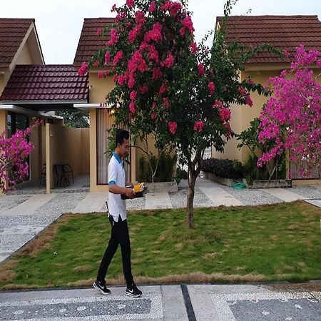 Belitung Holiday Resort Sijuk Εξωτερικό φωτογραφία