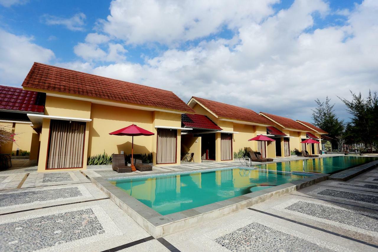 Belitung Holiday Resort Sijuk Εξωτερικό φωτογραφία