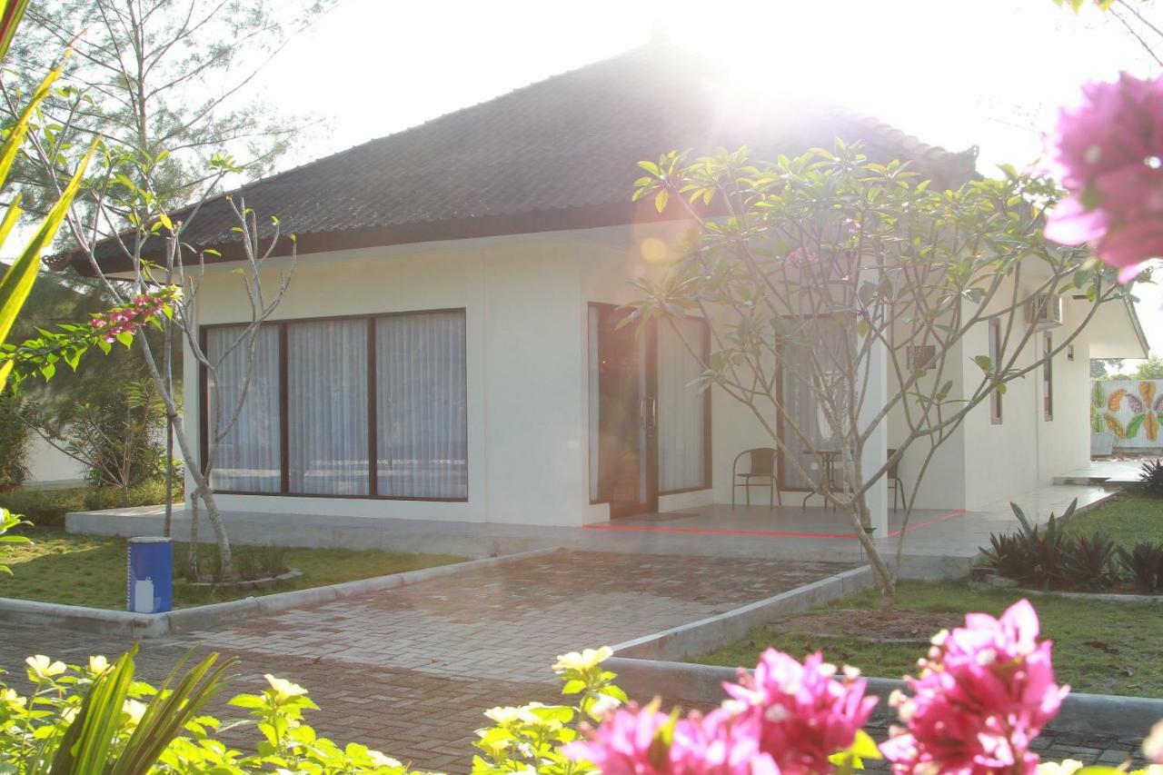 Belitung Holiday Resort Sijuk Εξωτερικό φωτογραφία