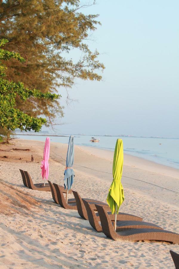 Belitung Holiday Resort Sijuk Εξωτερικό φωτογραφία
