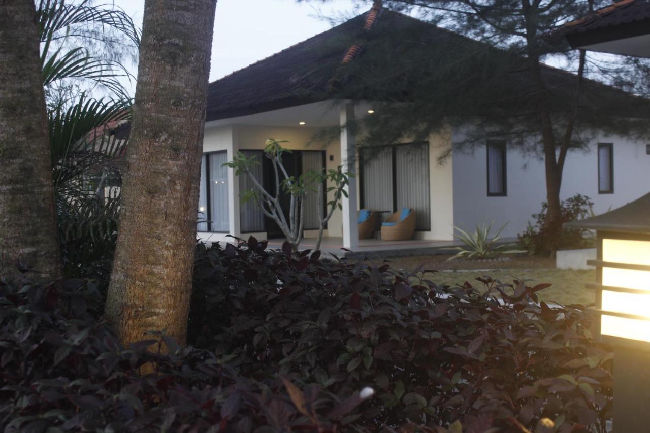 Belitung Holiday Resort Sijuk Εξωτερικό φωτογραφία